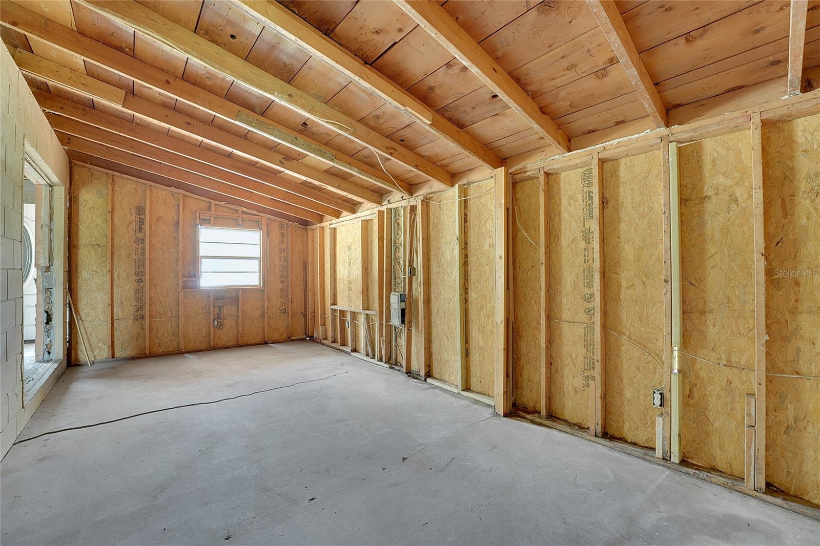 2102 AVENUE P, FORT PIERCE, FL, 34950