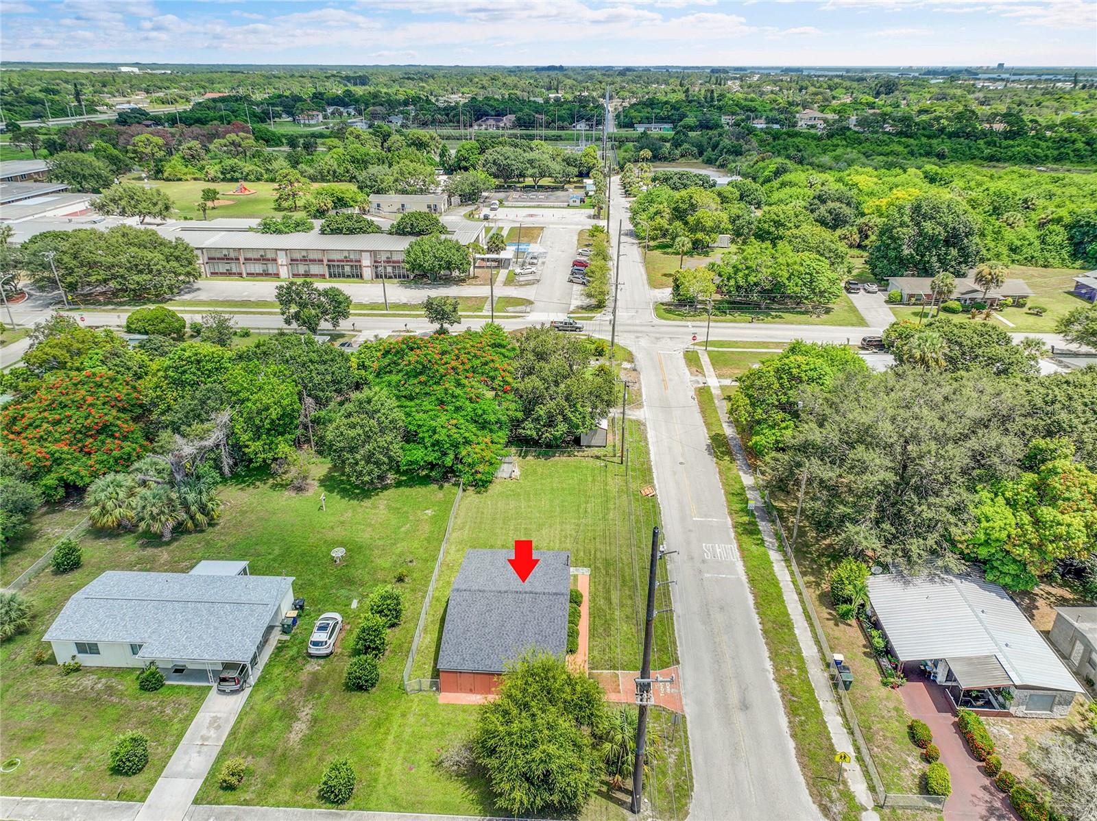 2102 AVENUE P, FORT PIERCE, FL, 34950