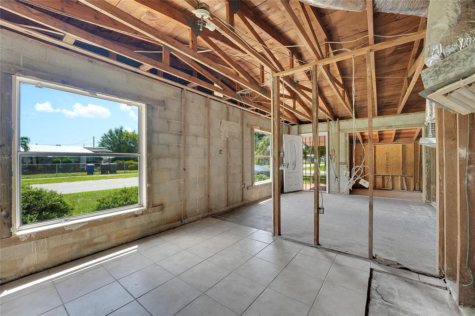 2102 AVENUE P, FORT PIERCE, FL, 34950