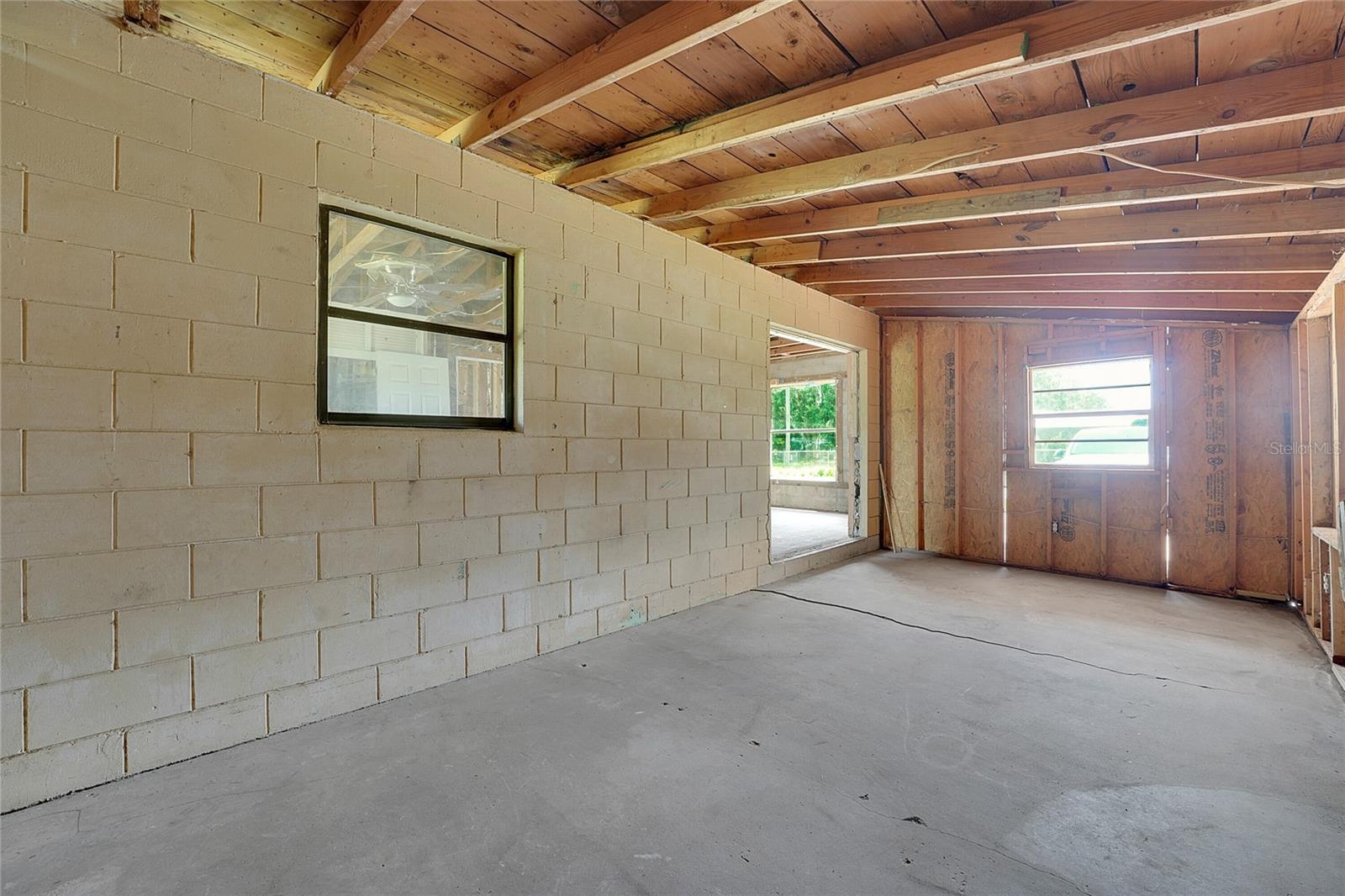 2102 AVENUE P, FORT PIERCE, FL, 34950