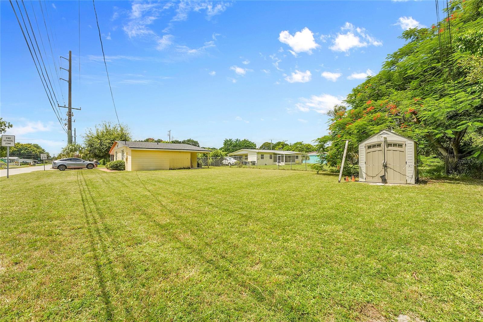 2102 AVENUE P, FORT PIERCE, FL, 34950
