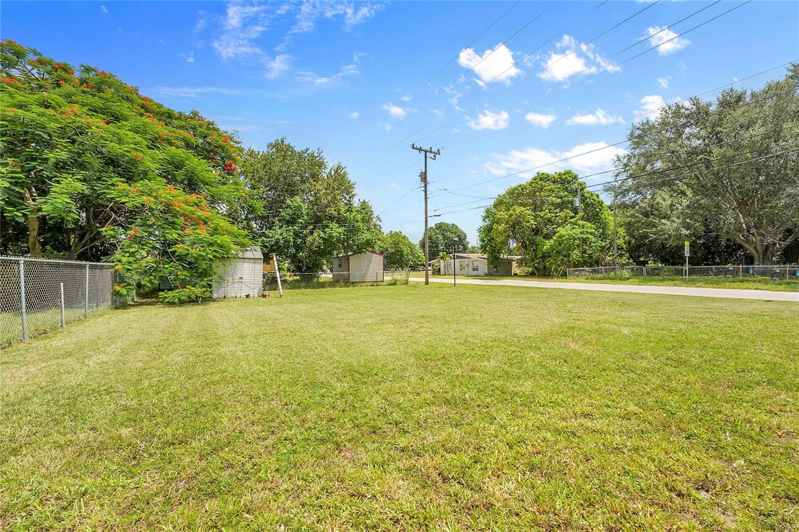 2102 AVENUE P, FORT PIERCE, FL, 34950