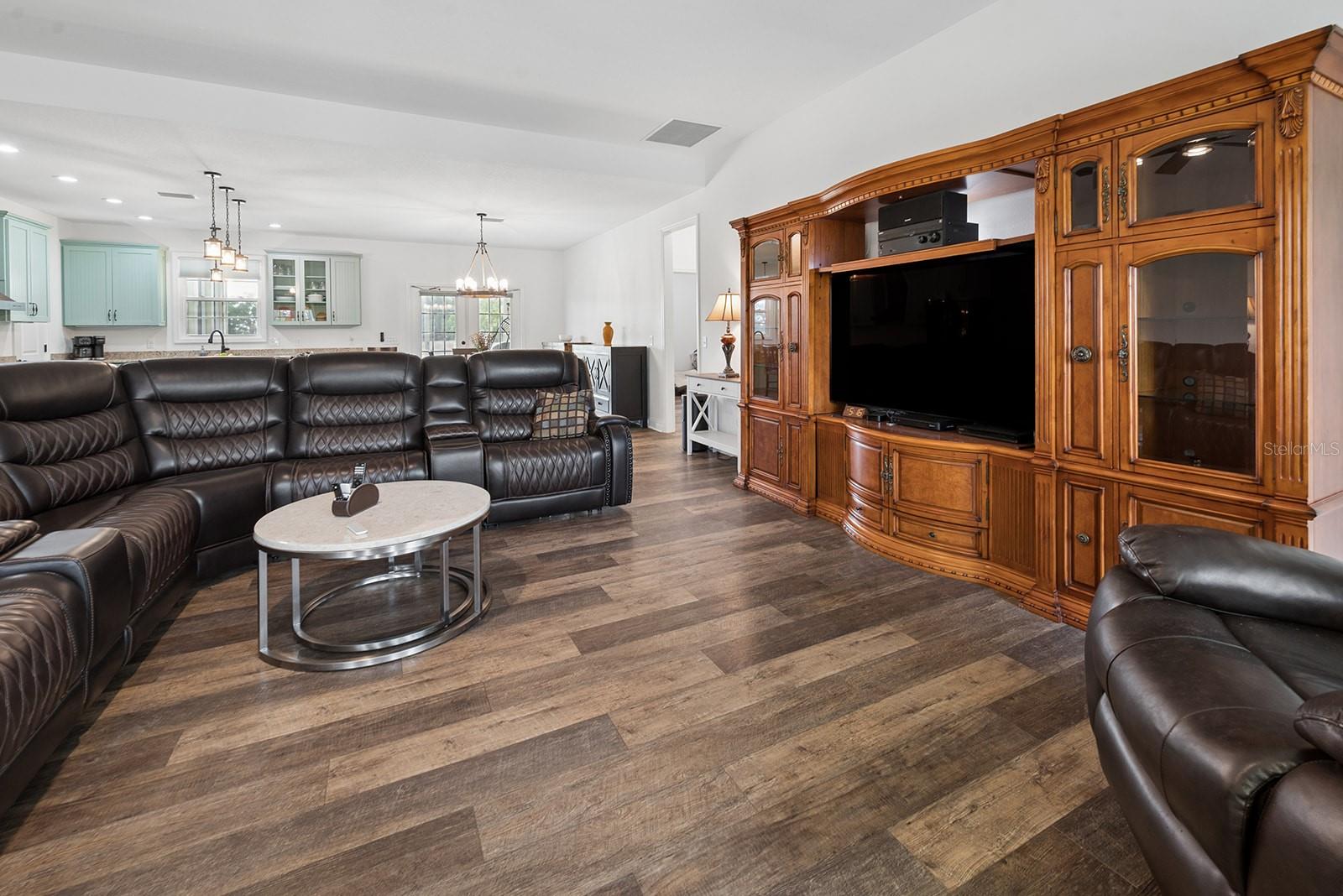 5739 SW COUNTY ROAD 341, TRENTON, FL, 32693