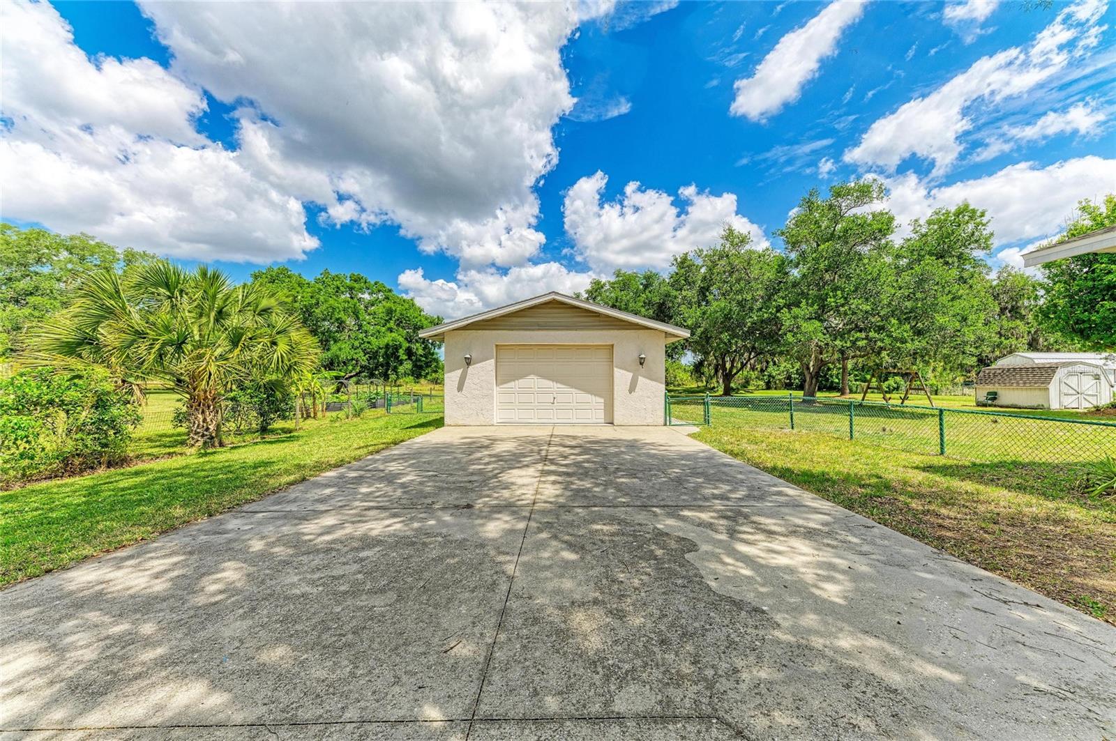 6109 26TH AVE E, BRADENTON, FL, 34208