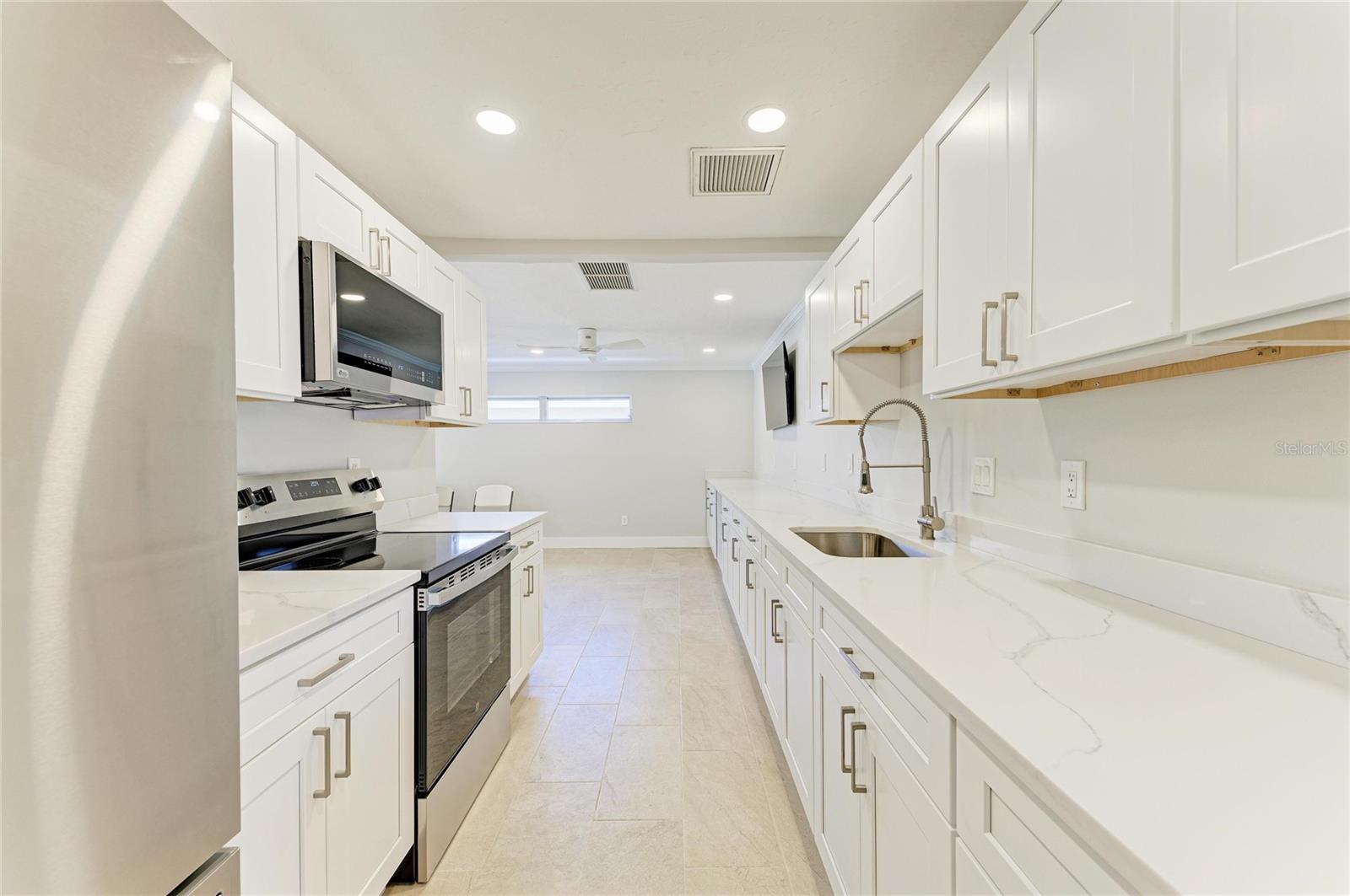 1218 MOONMIST CIR #S2, SARASOTA, FL, 34242