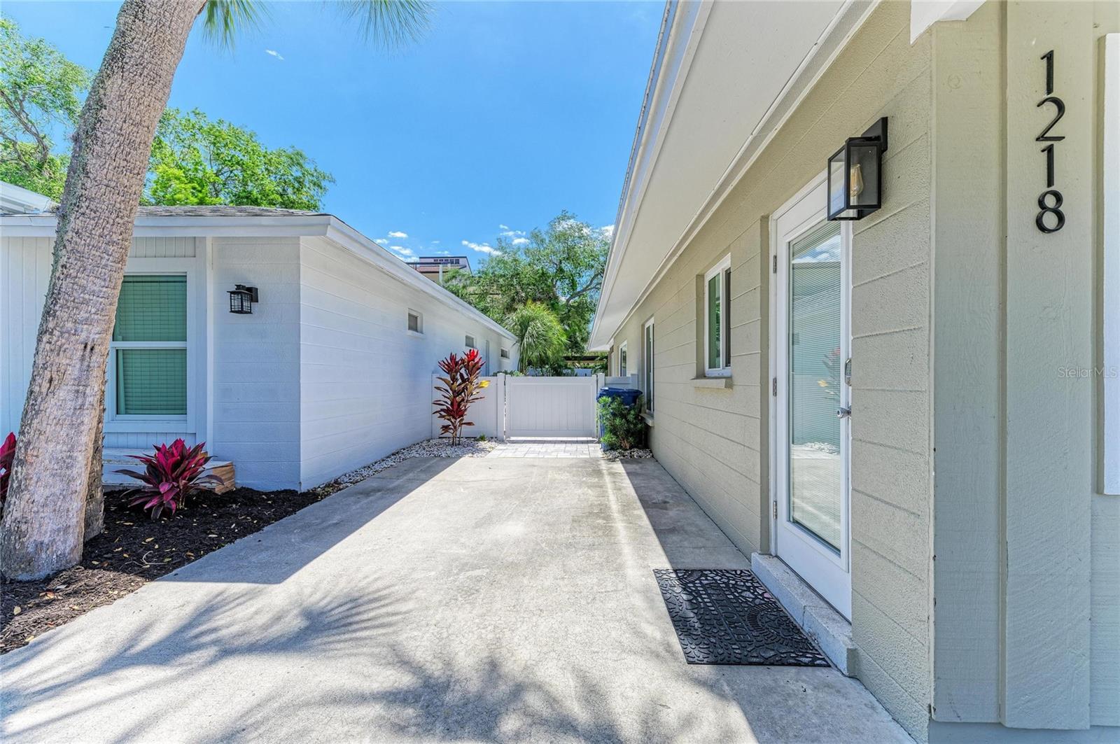 1218 MOONMIST CIR #S2, SARASOTA, FL, 34242