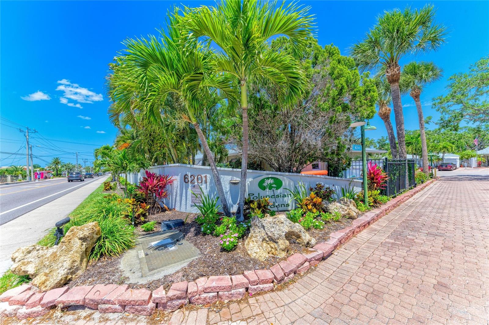 1218 MOONMIST CIR #S2, SARASOTA, FL, 34242