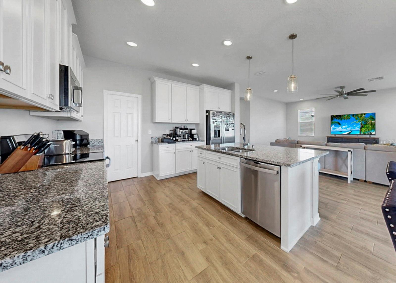 3139 MARINE GRASS DR, WIMAUMA, FL, 33598