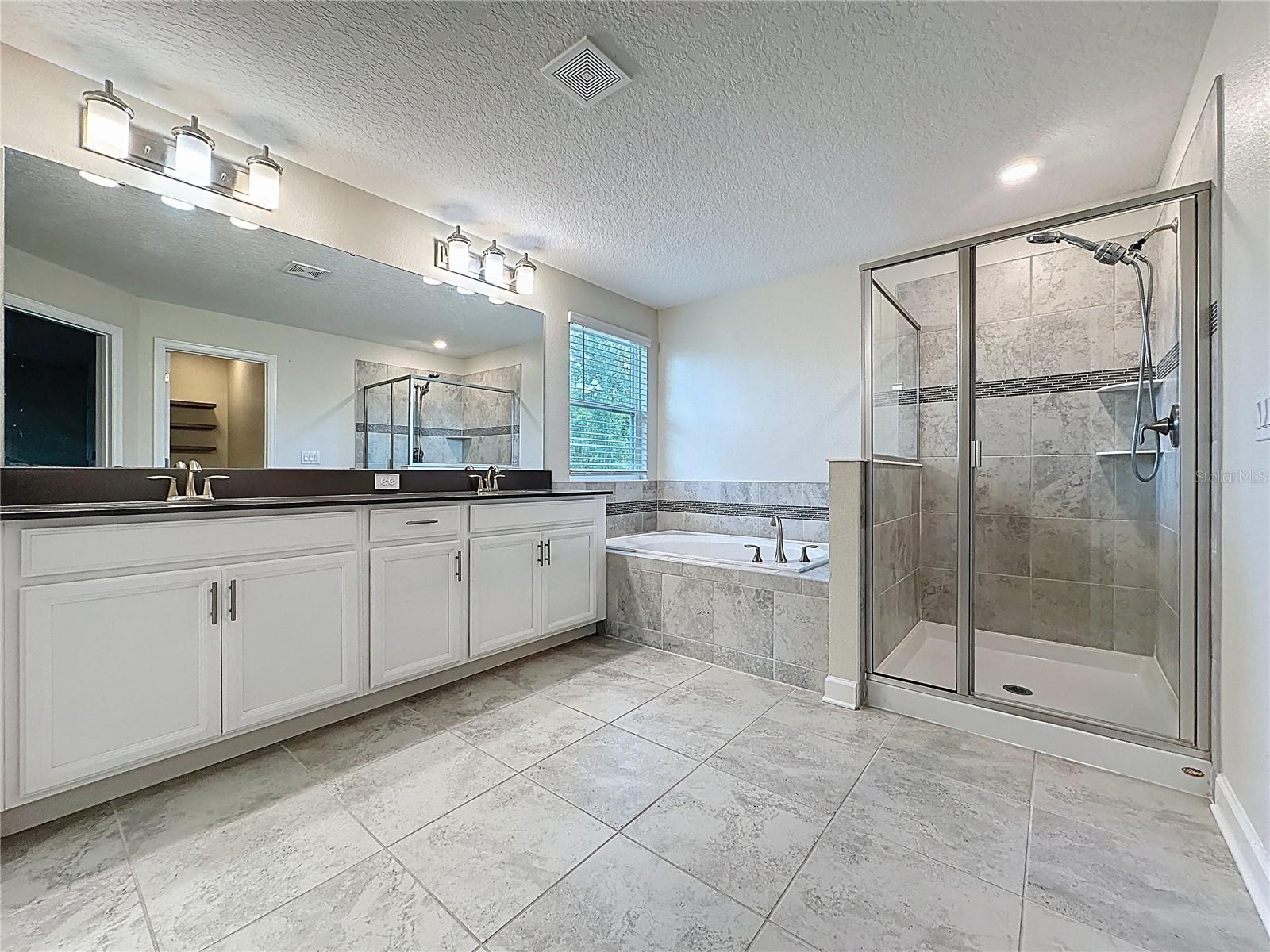 521 BRUNSWICK DR, DAVENPORT, FL, 33837