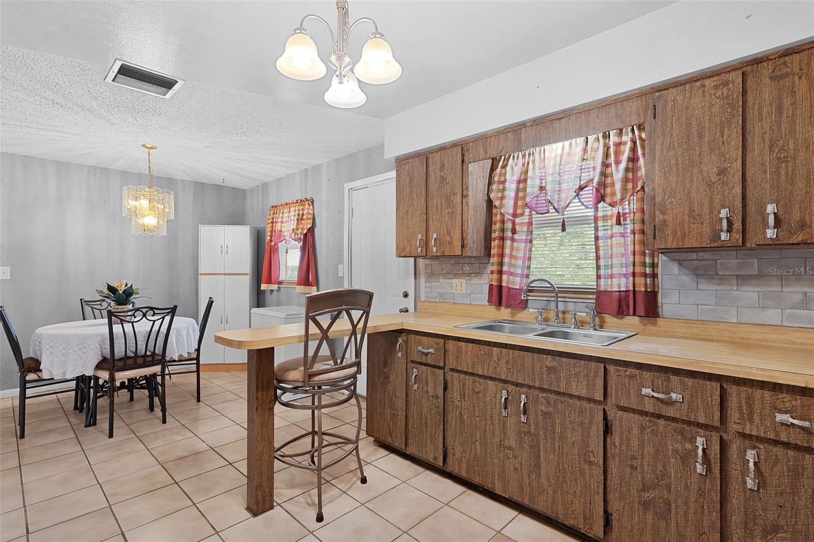 5946 SR 471, BUSHNELL, FL, 33513