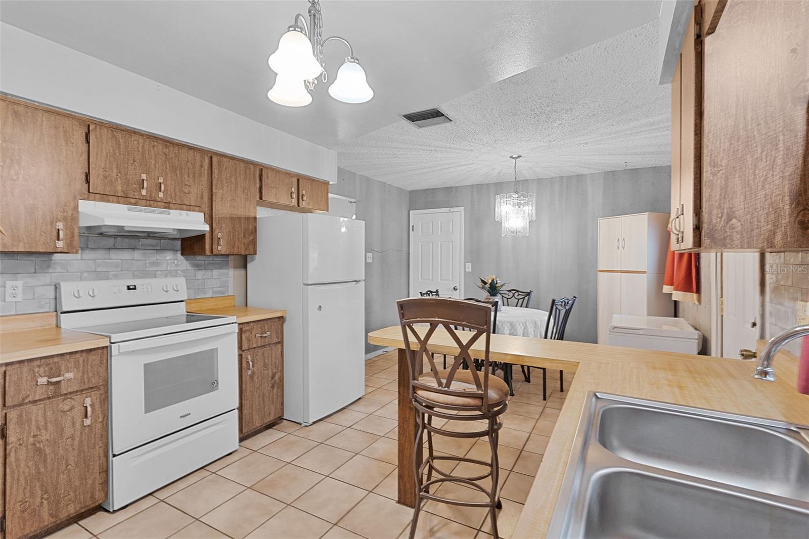 5946 SR 471, BUSHNELL, FL, 33513