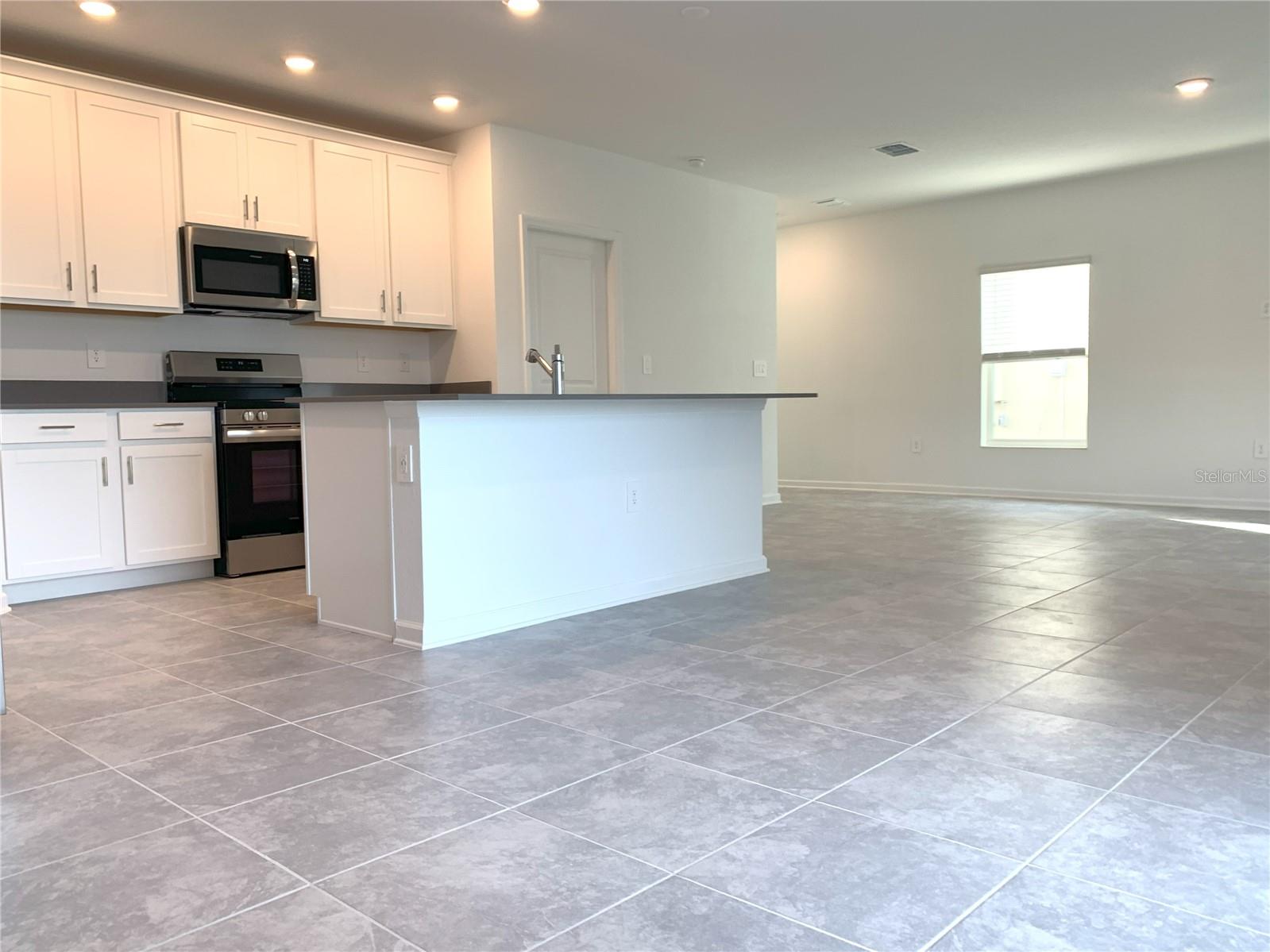 2731 RUNNERS CIR, CLERMONT, FL, 34714