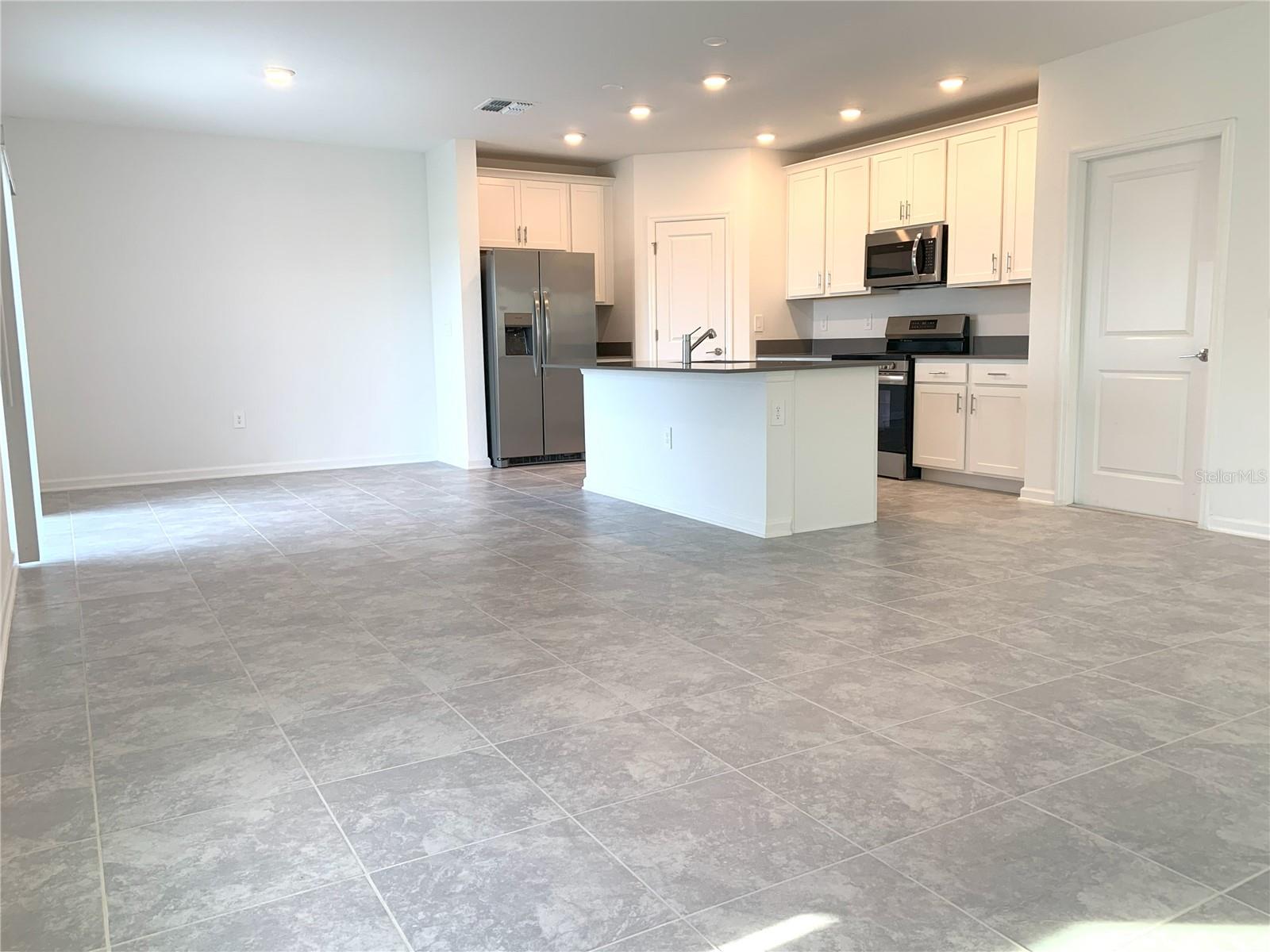 2731 RUNNERS CIR, CLERMONT, FL, 34714