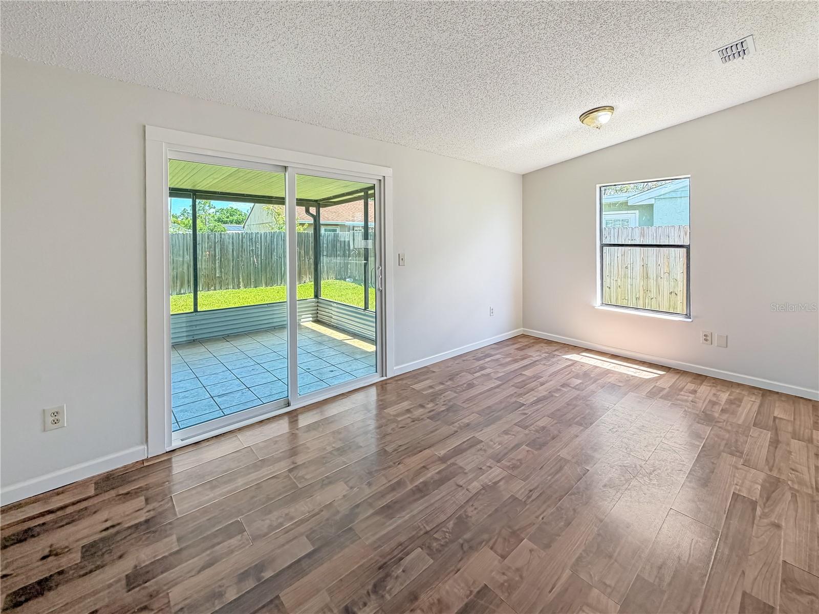 1204 FORESTWOOD DR, OLDSMAR, FL, 34677