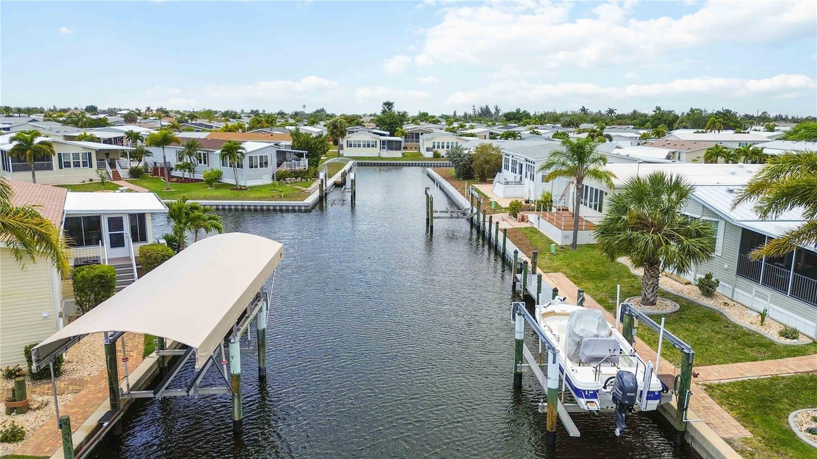 18 EMDEN CIR, PUNTA GORDA, FL, 33950