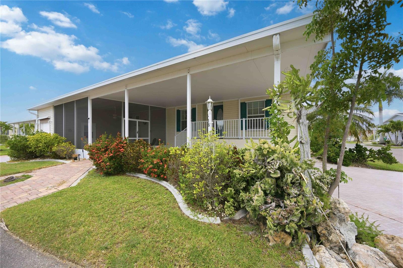 18 EMDEN CIR, PUNTA GORDA, FL, 33950