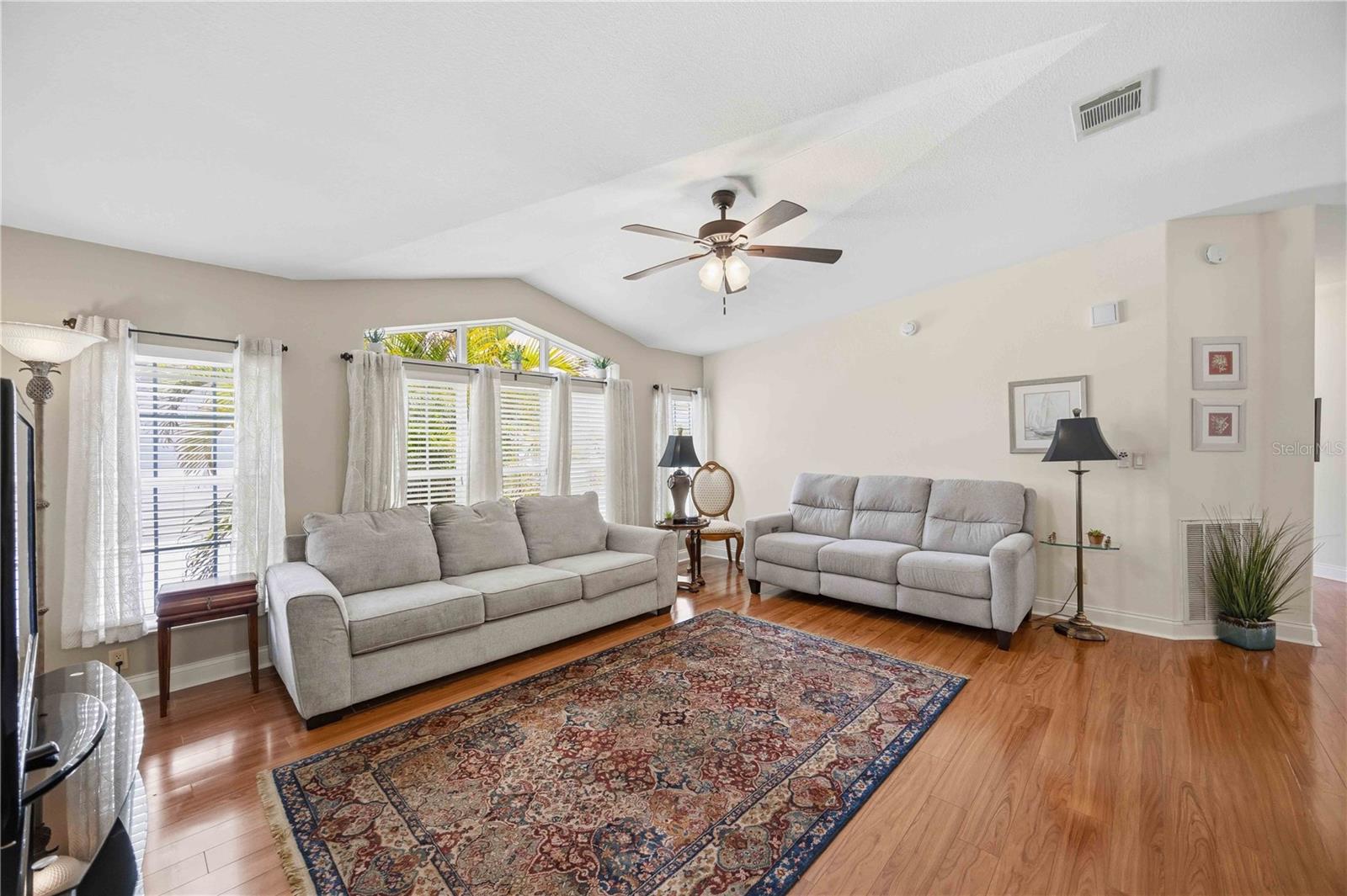 18 EMDEN CIR, PUNTA GORDA, FL, 33950