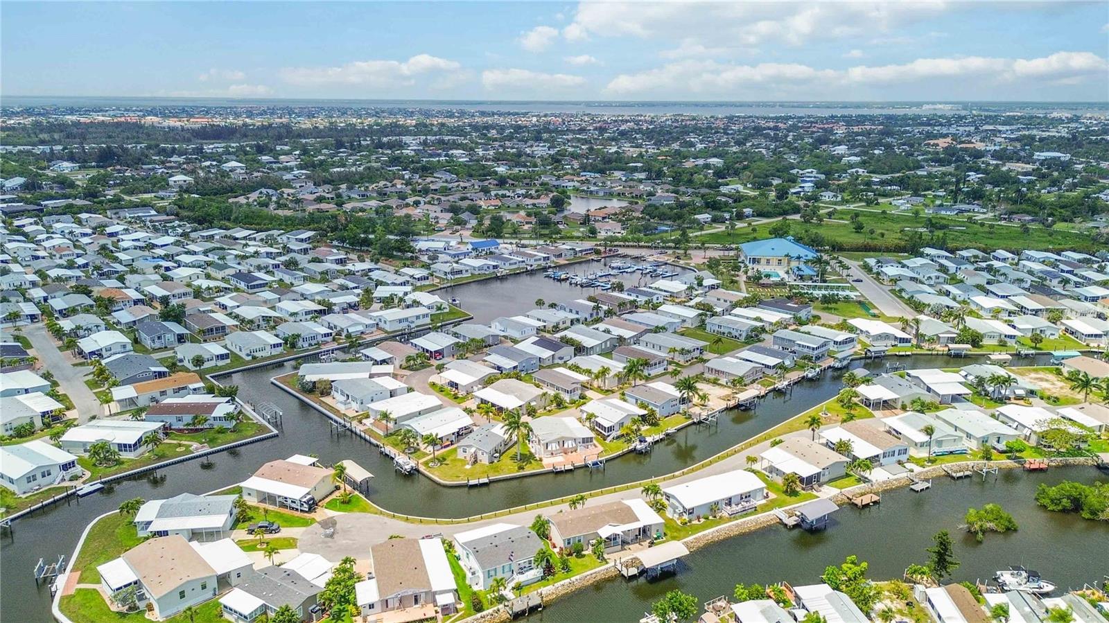 18 EMDEN CIR, PUNTA GORDA, FL, 33950