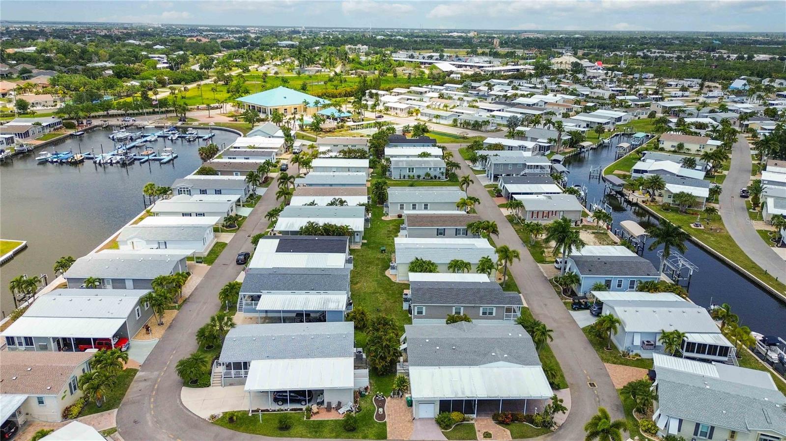 18 EMDEN CIR, PUNTA GORDA, FL, 33950