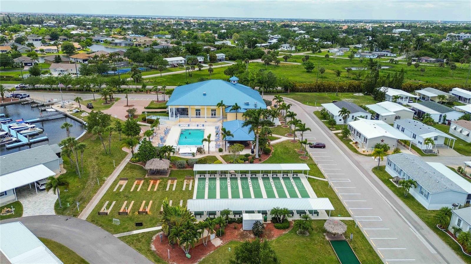 18 EMDEN CIR, PUNTA GORDA, FL, 33950