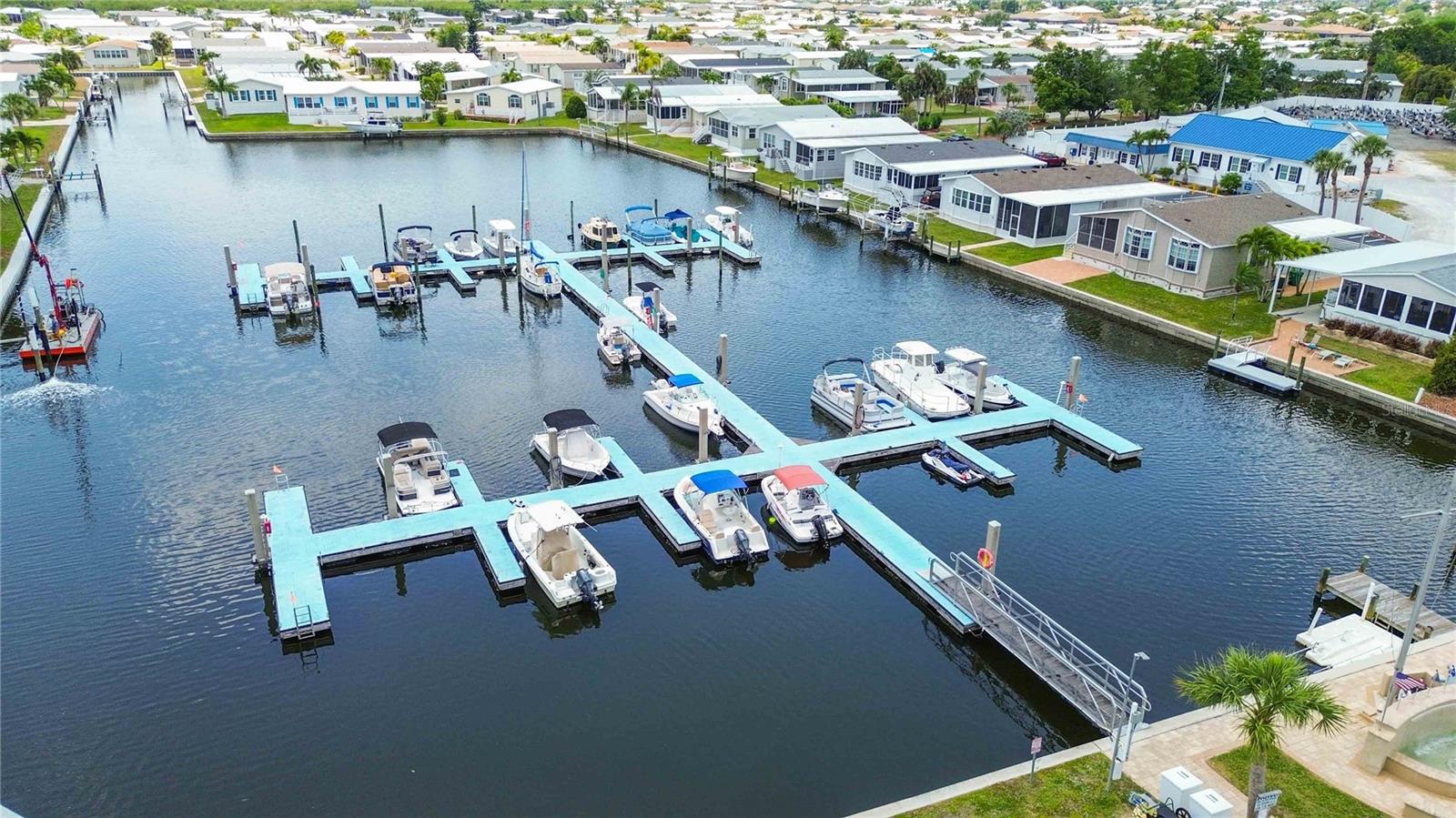 18 EMDEN CIR, PUNTA GORDA, FL, 33950