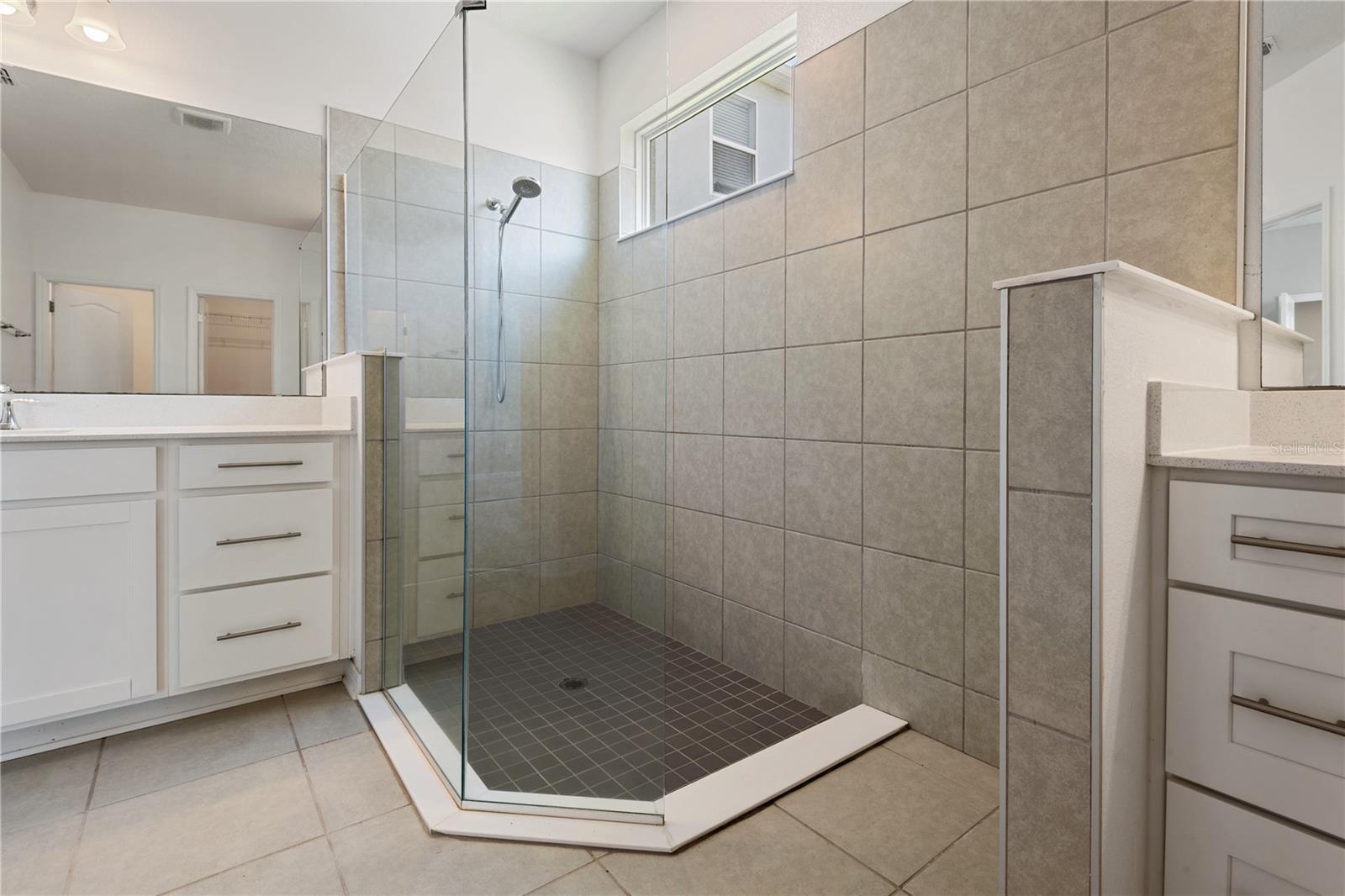 2017 BOSS HEWETT ST, OAKLAND, FL, 34787