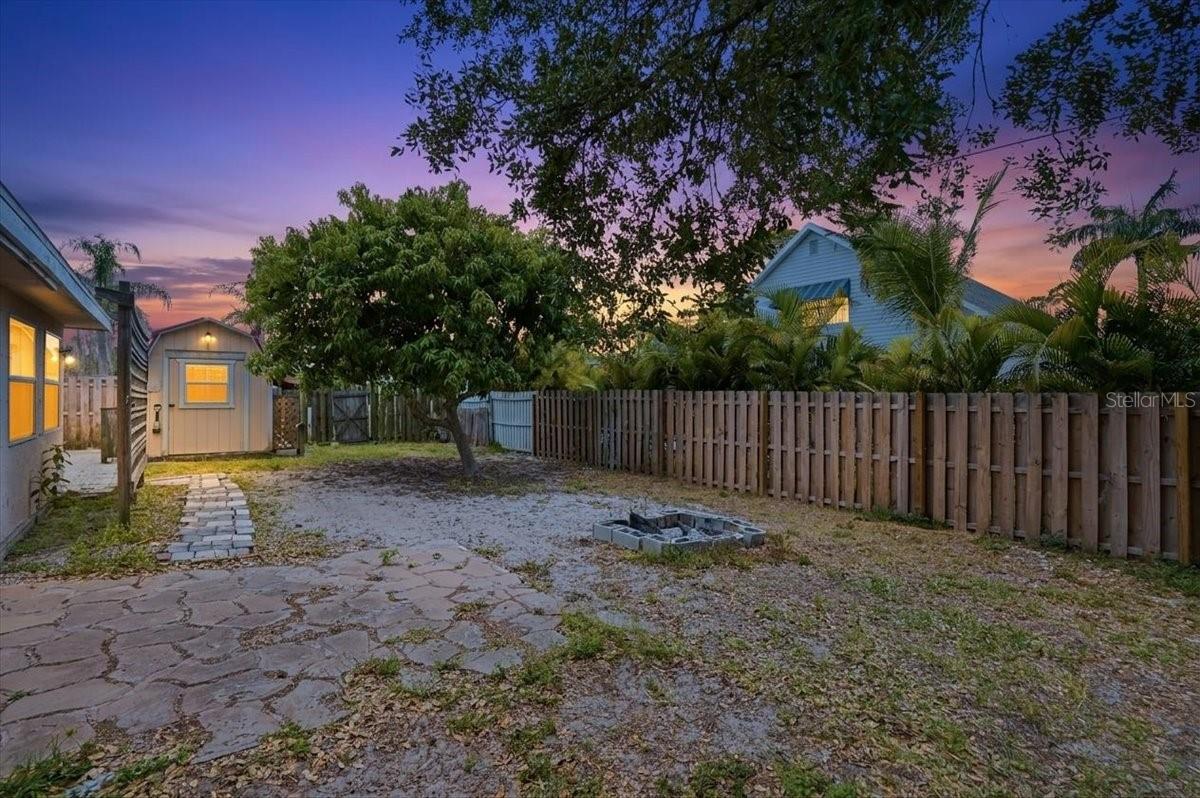 620 SARABAY RD, OSPREY, FL, 34229