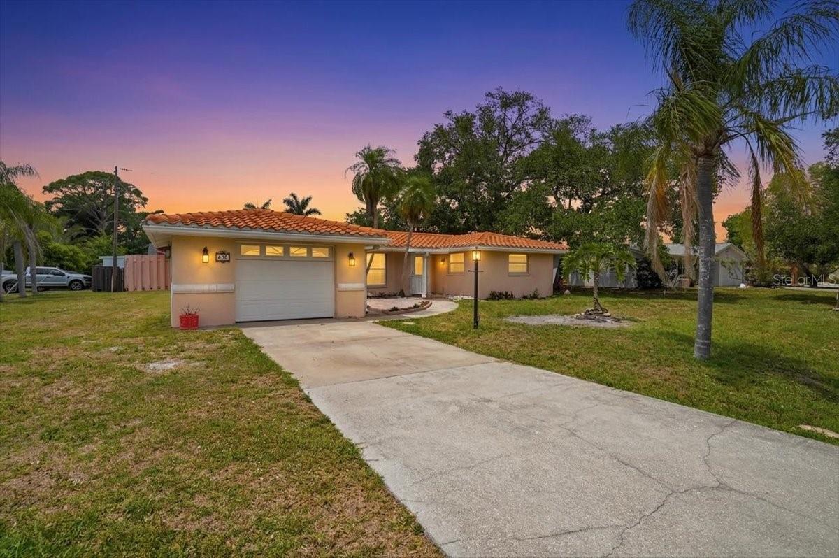 620 SARABAY RD, OSPREY, FL, 34229