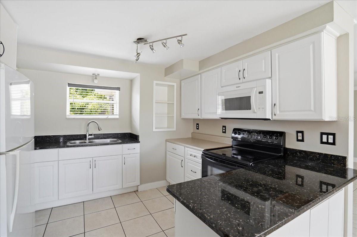 620 SARABAY RD, OSPREY, FL, 34229