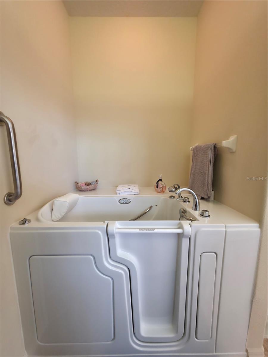 4724 SABLE RIDGE CT, LEESBURG, FL, 34748