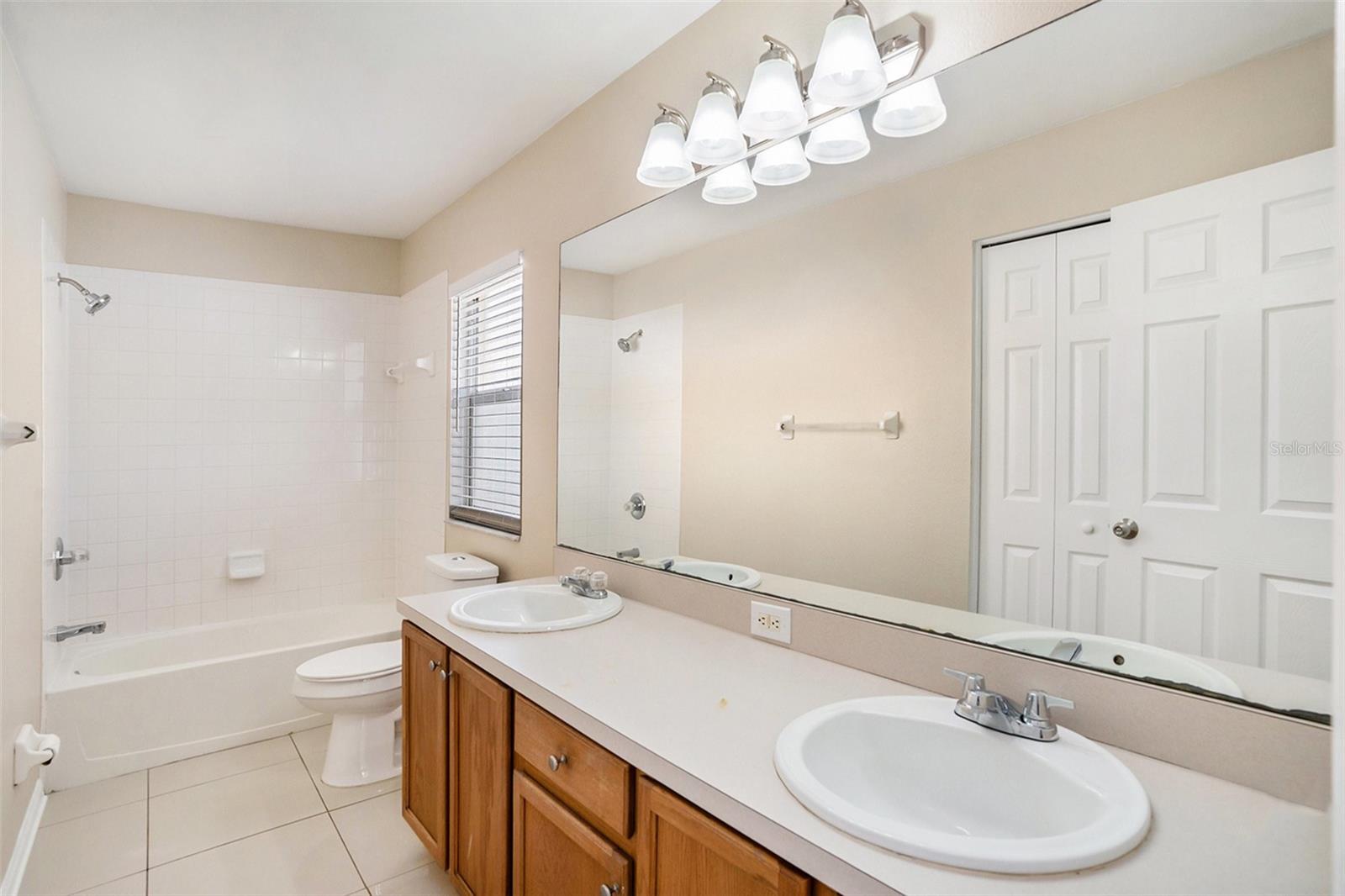 12712 LONGCREST DR, RIVERVIEW, FL, 33579