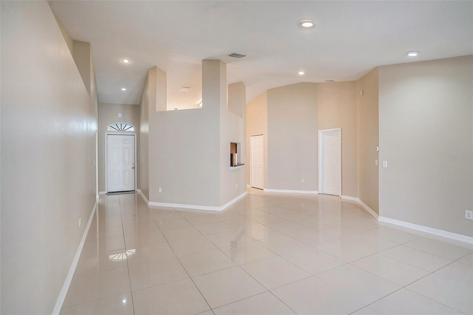 12712 LONGCREST DR, RIVERVIEW, FL, 33579