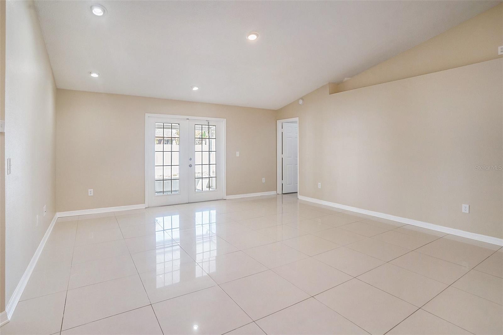 12712 LONGCREST DR, RIVERVIEW, FL, 33579