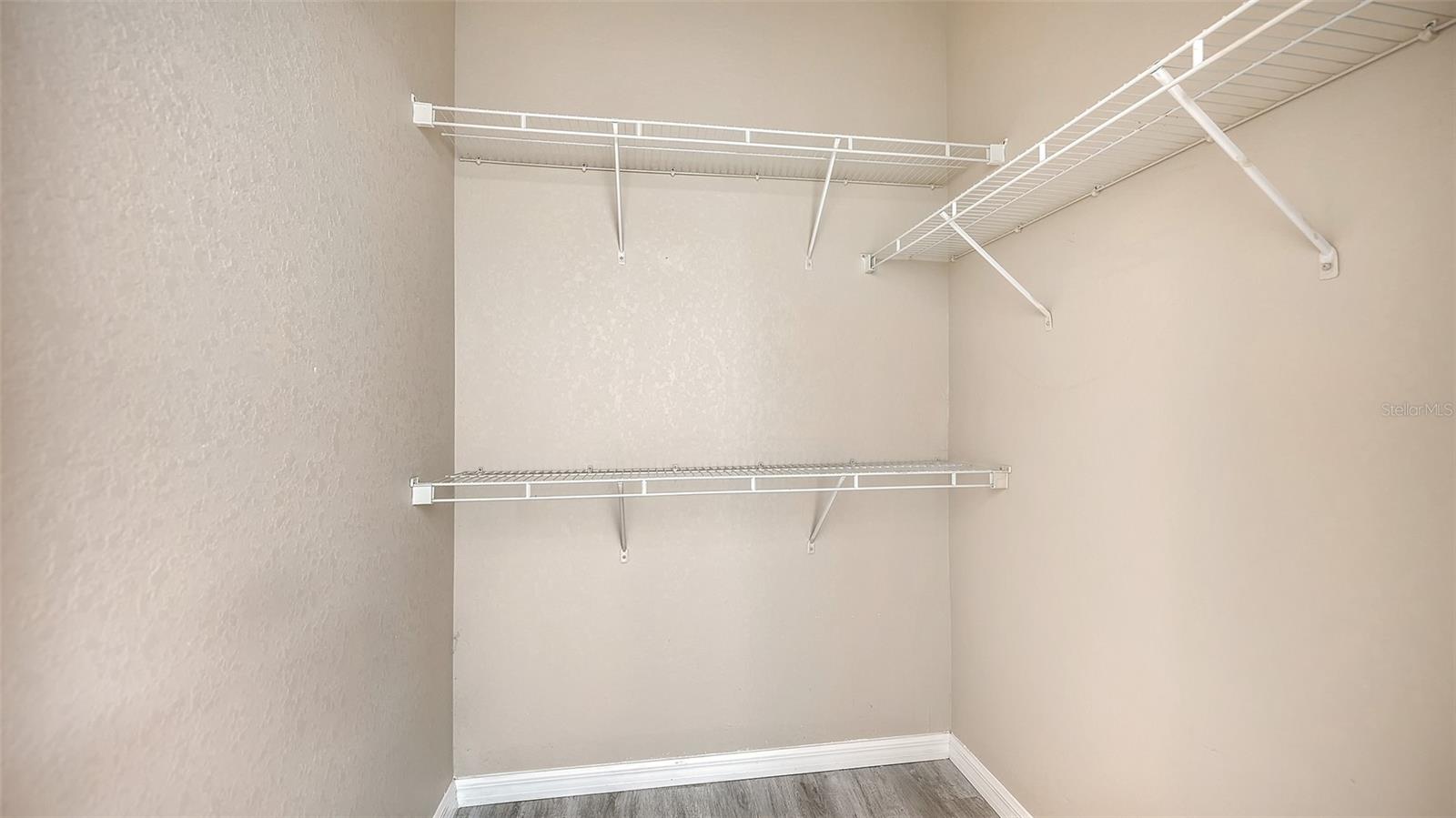 5501 ROSEHILL RD #105, SARASOTA, FL, 34233