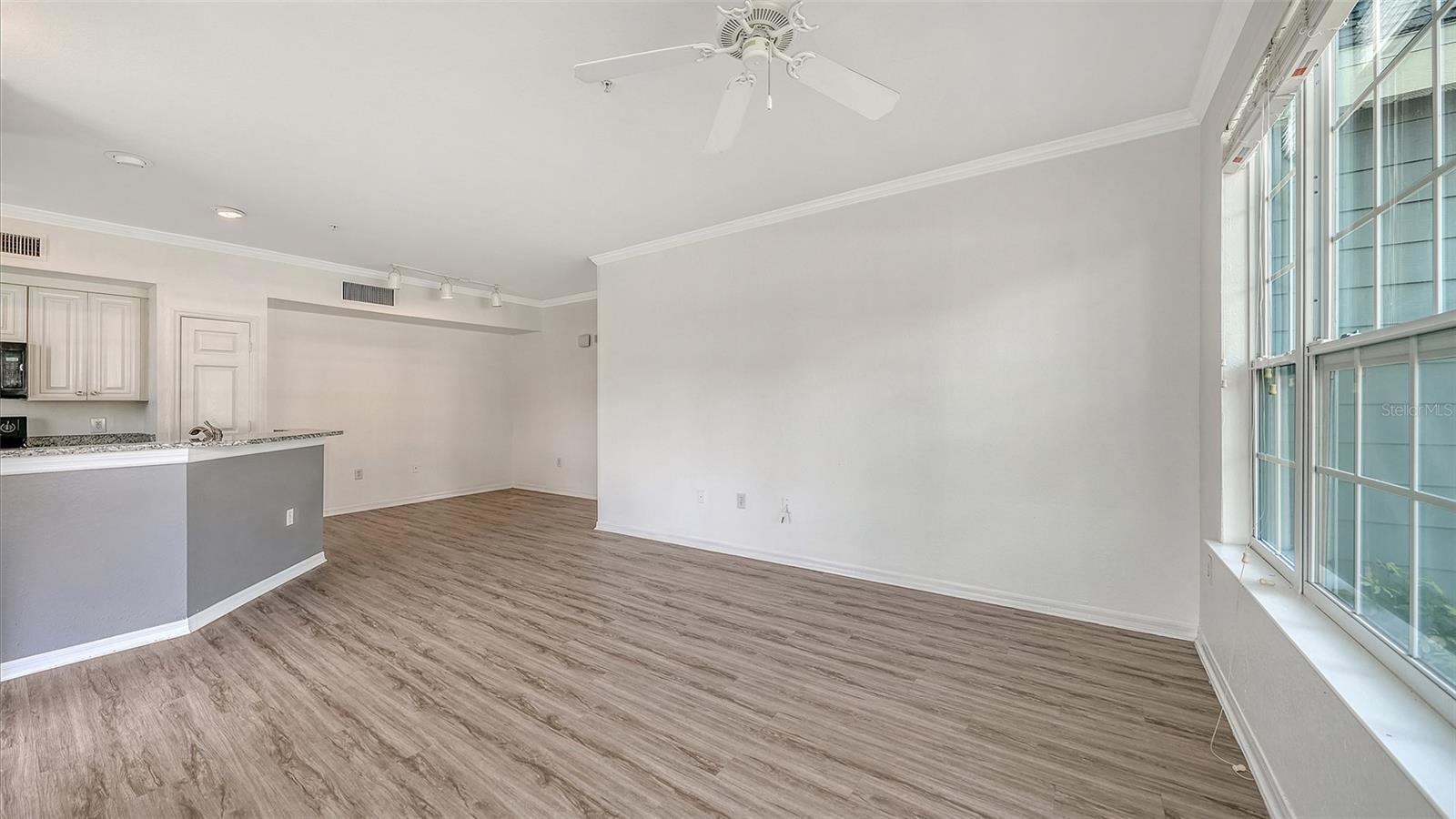 5501 ROSEHILL RD #105, SARASOTA, FL, 34233