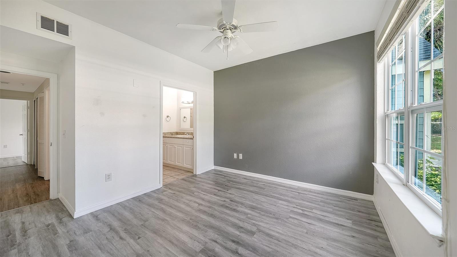 5501 ROSEHILL RD #105, SARASOTA, FL, 34233