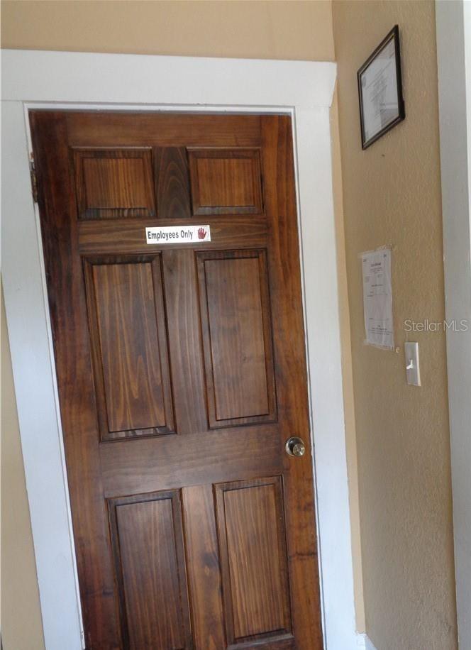 208 W HOWRY AVE, DELAND, FL, 32720
