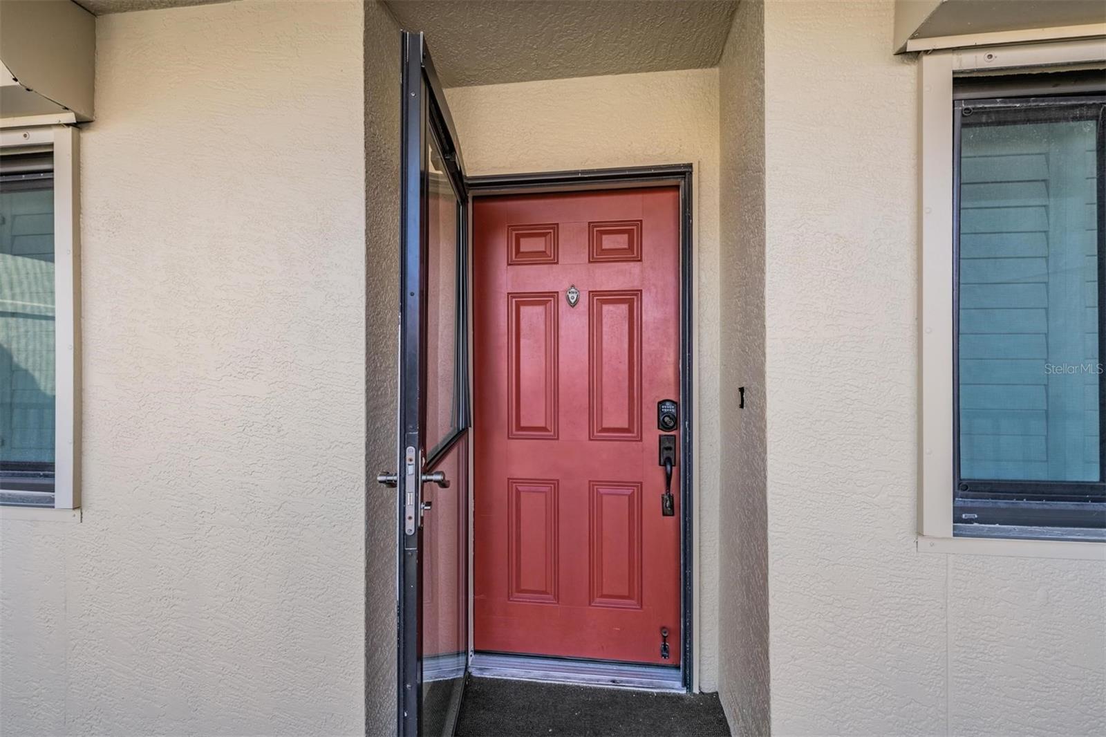 7435 BAYSHORE DR #303, TREASURE ISLAND, FL, 33706