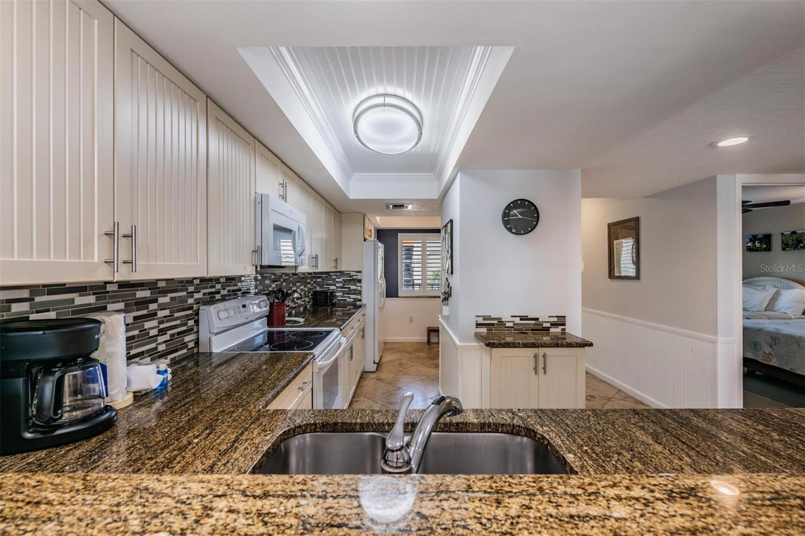 7435 BAYSHORE DR #303, TREASURE ISLAND, FL, 33706