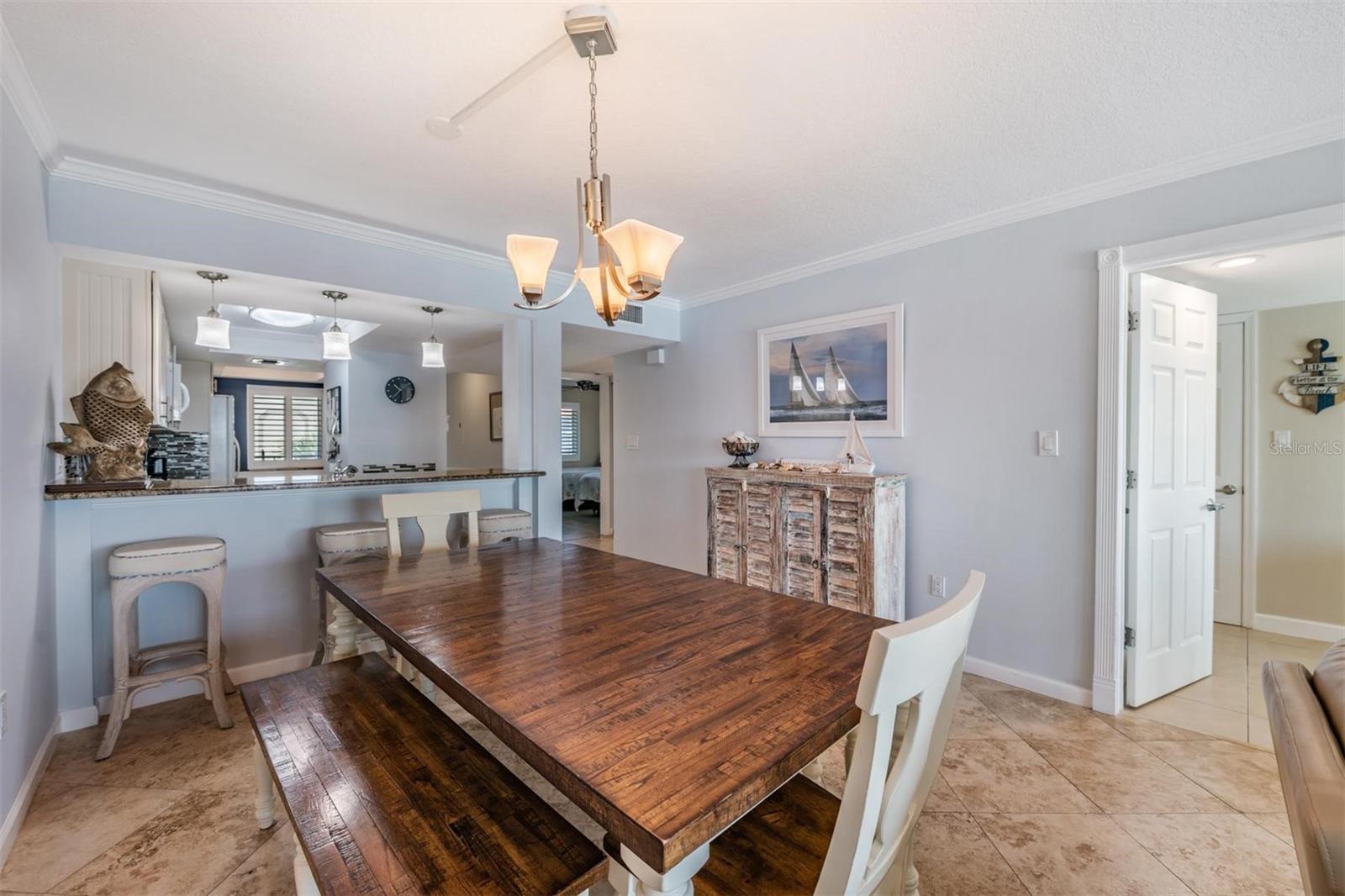 7435 BAYSHORE DR #303, TREASURE ISLAND, FL, 33706