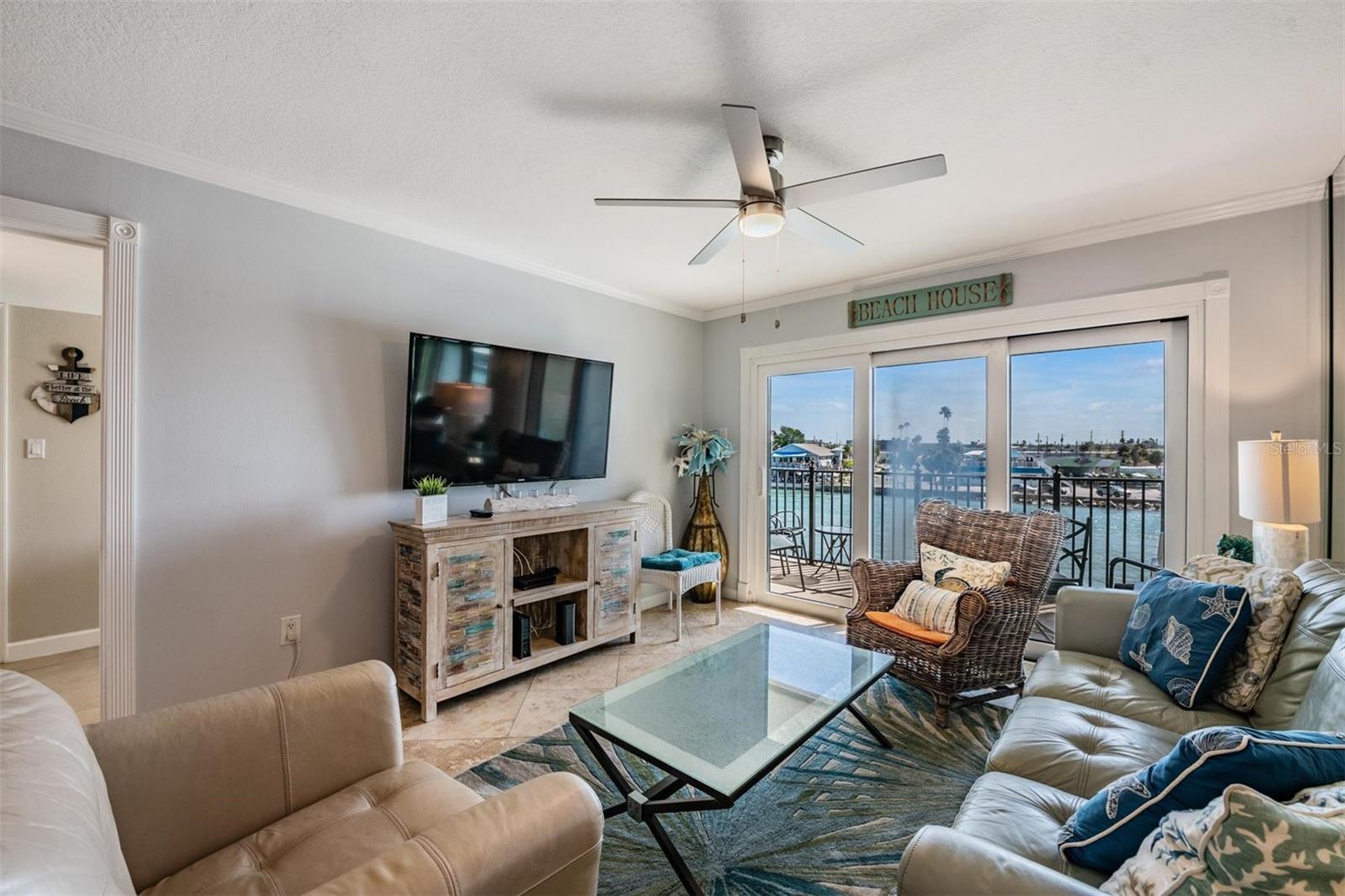 7435 BAYSHORE DR #303, TREASURE ISLAND, FL, 33706