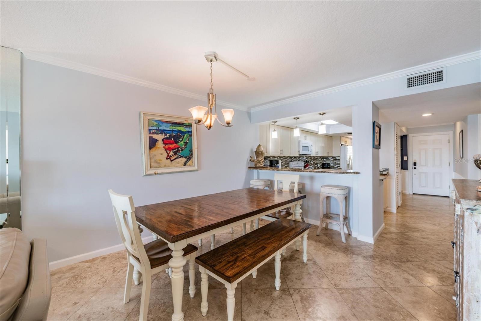 7435 BAYSHORE DR #303, TREASURE ISLAND, FL, 33706