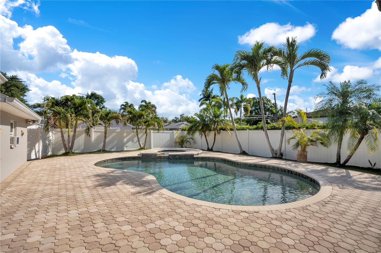 145 27TH AVE N, ST PETERSBURG, FL, 33704