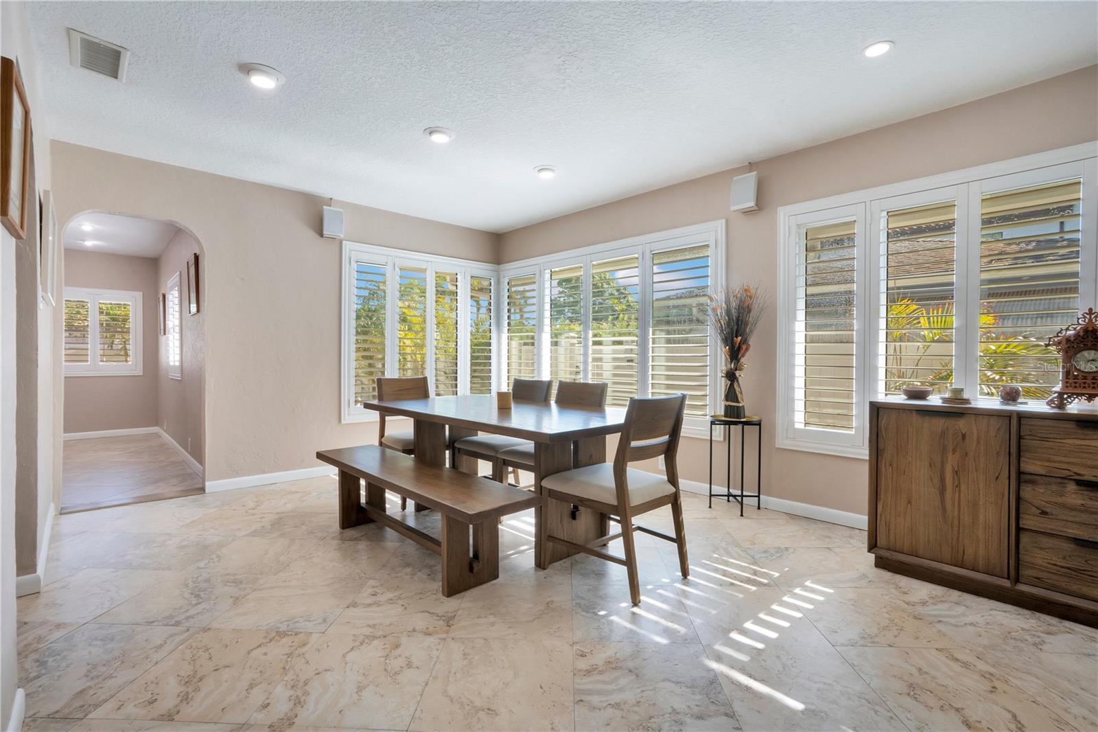 145 27TH AVE N, ST PETERSBURG, FL, 33704