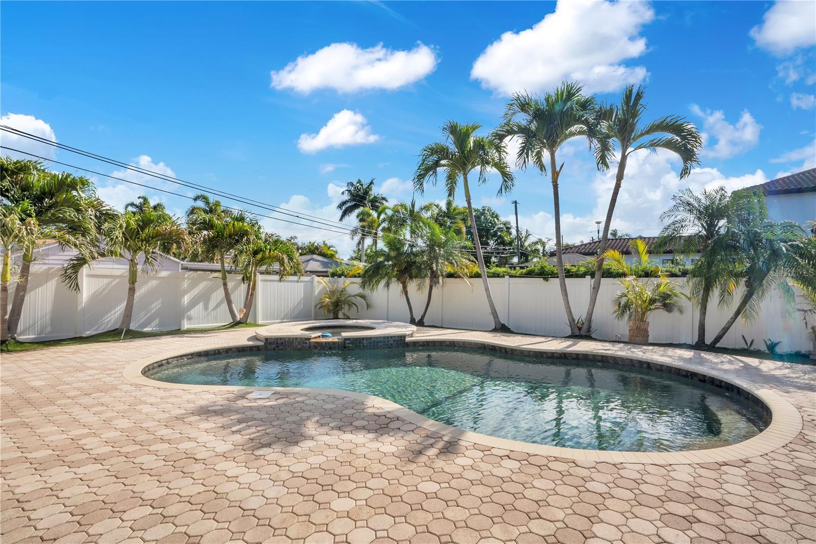 145 27TH AVE N, ST PETERSBURG, FL, 33704