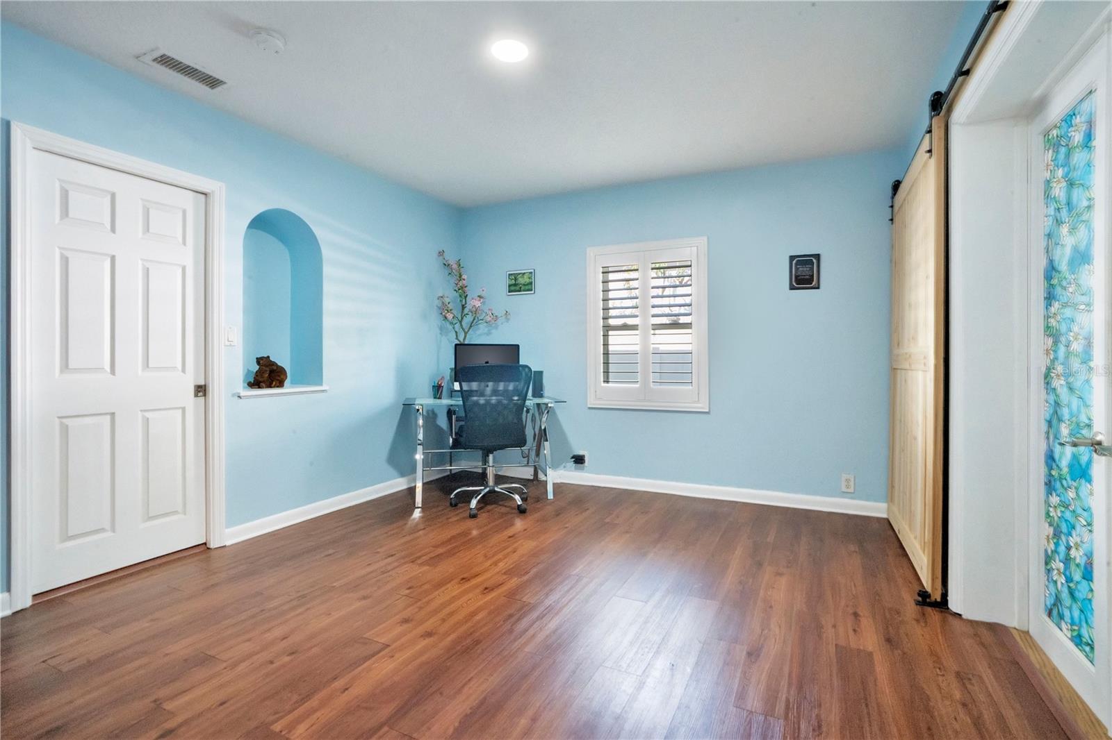 145 27TH AVE N, ST PETERSBURG, FL, 33704