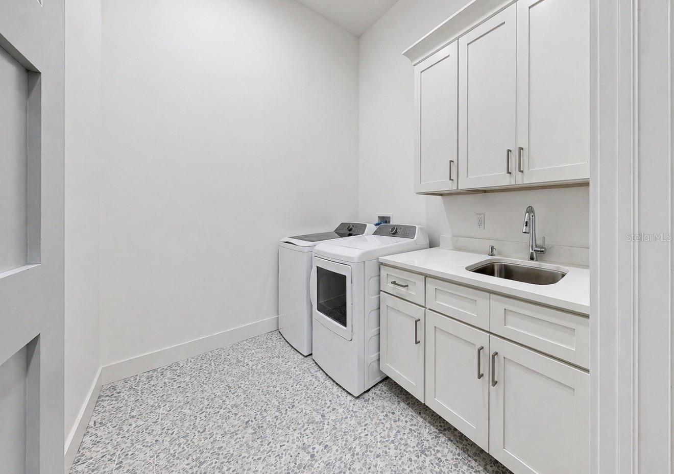 5605 SEAGRASS PL, APOLLO BEACH, FL, 33572
