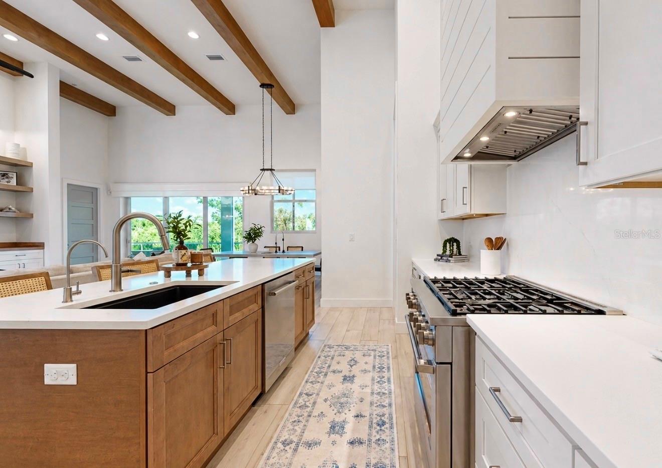 5605 SEAGRASS PL, APOLLO BEACH, FL, 33572