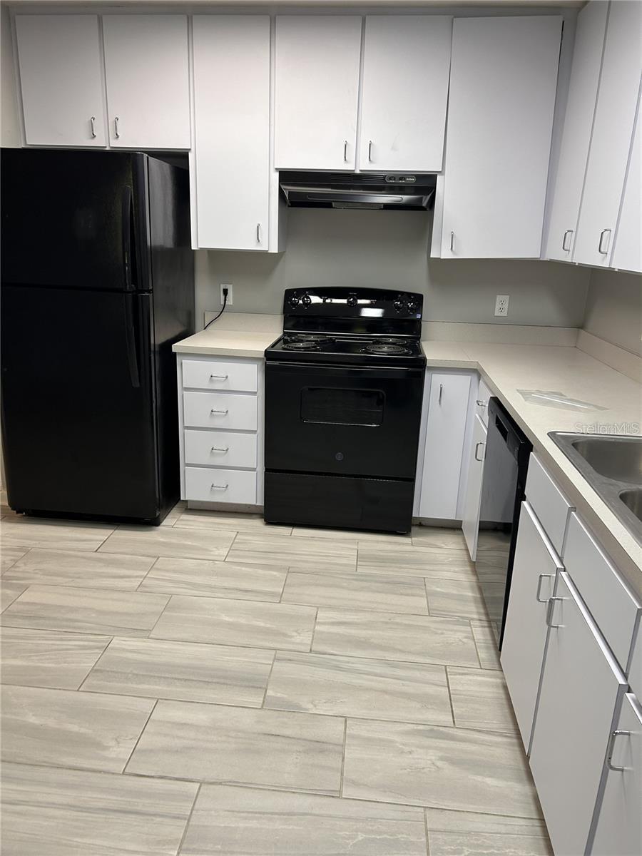 911 NW 4TH AVE, CHIEFLAND, FL, 32626