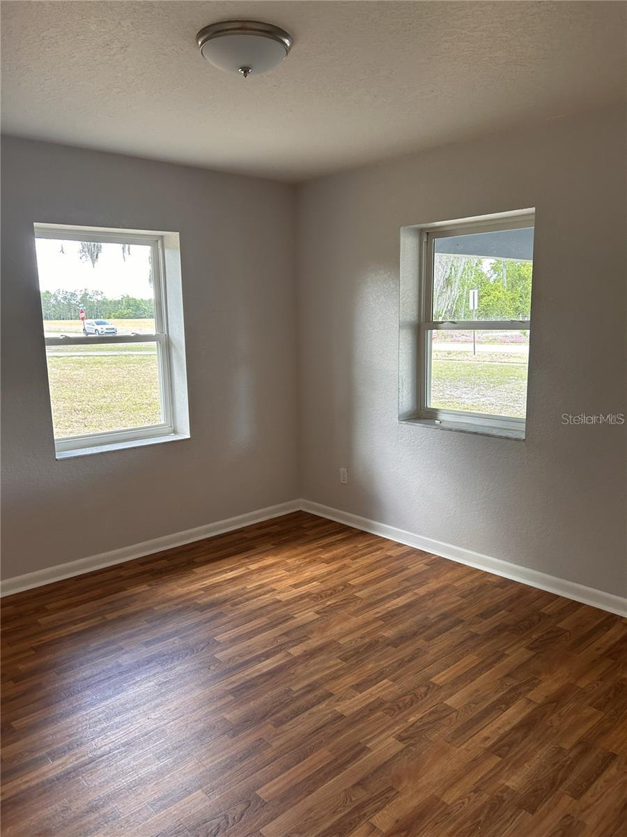 911 NW 4TH AVE, CHIEFLAND, FL, 32626